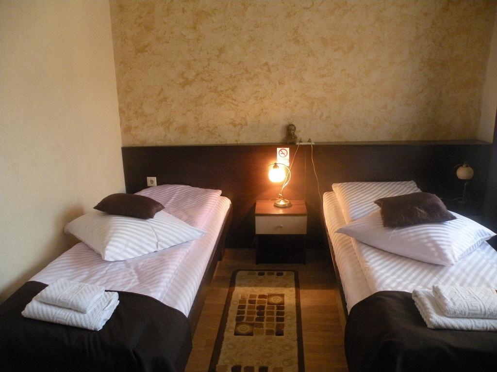 Pension Cleopatra Târgu-Mureş Habitación foto