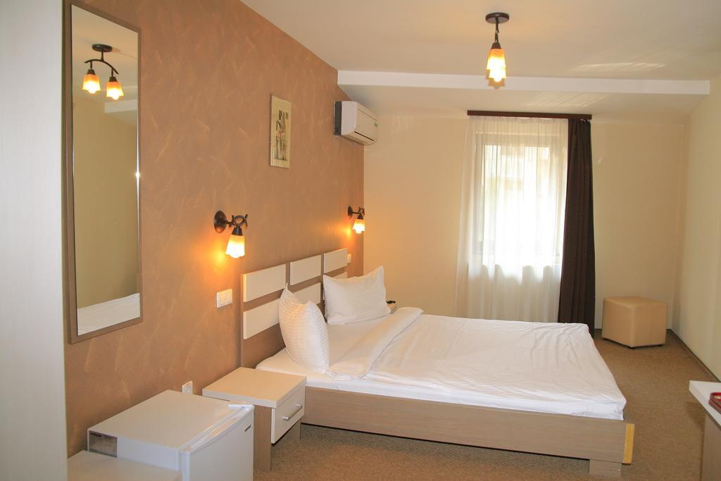 Pension Cleopatra Târgu-Mureş Habitación foto